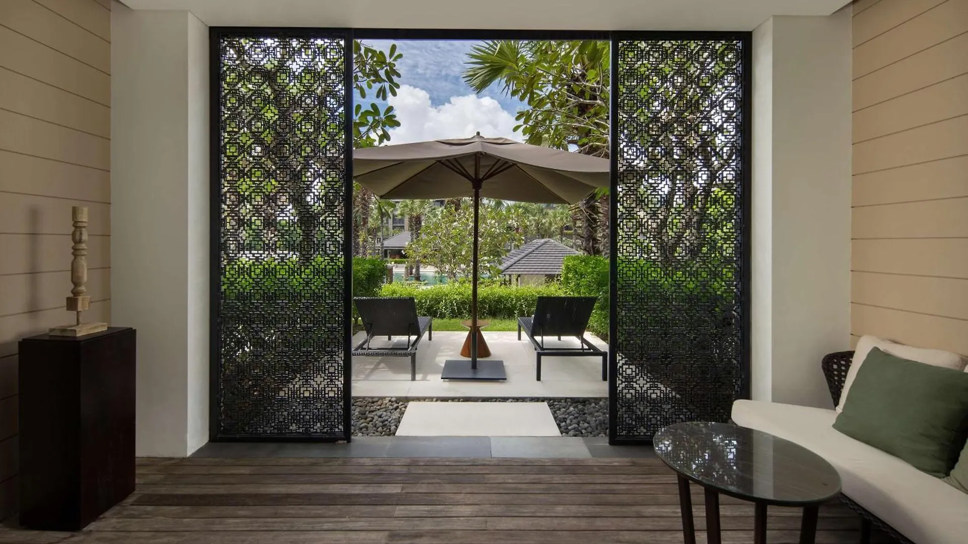 Отель Radisson Blu Bali Uluwatu