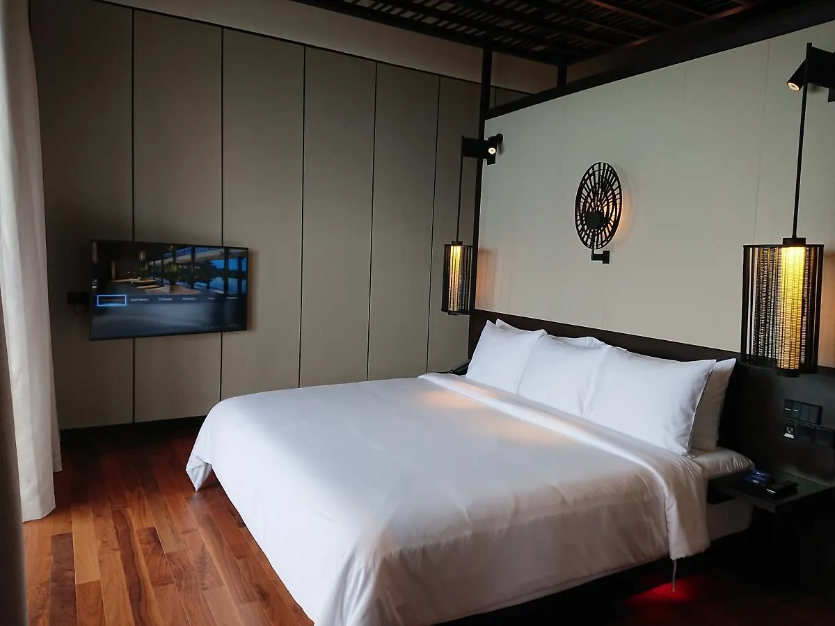 Отель Radisson Blu Bali Uluwatu