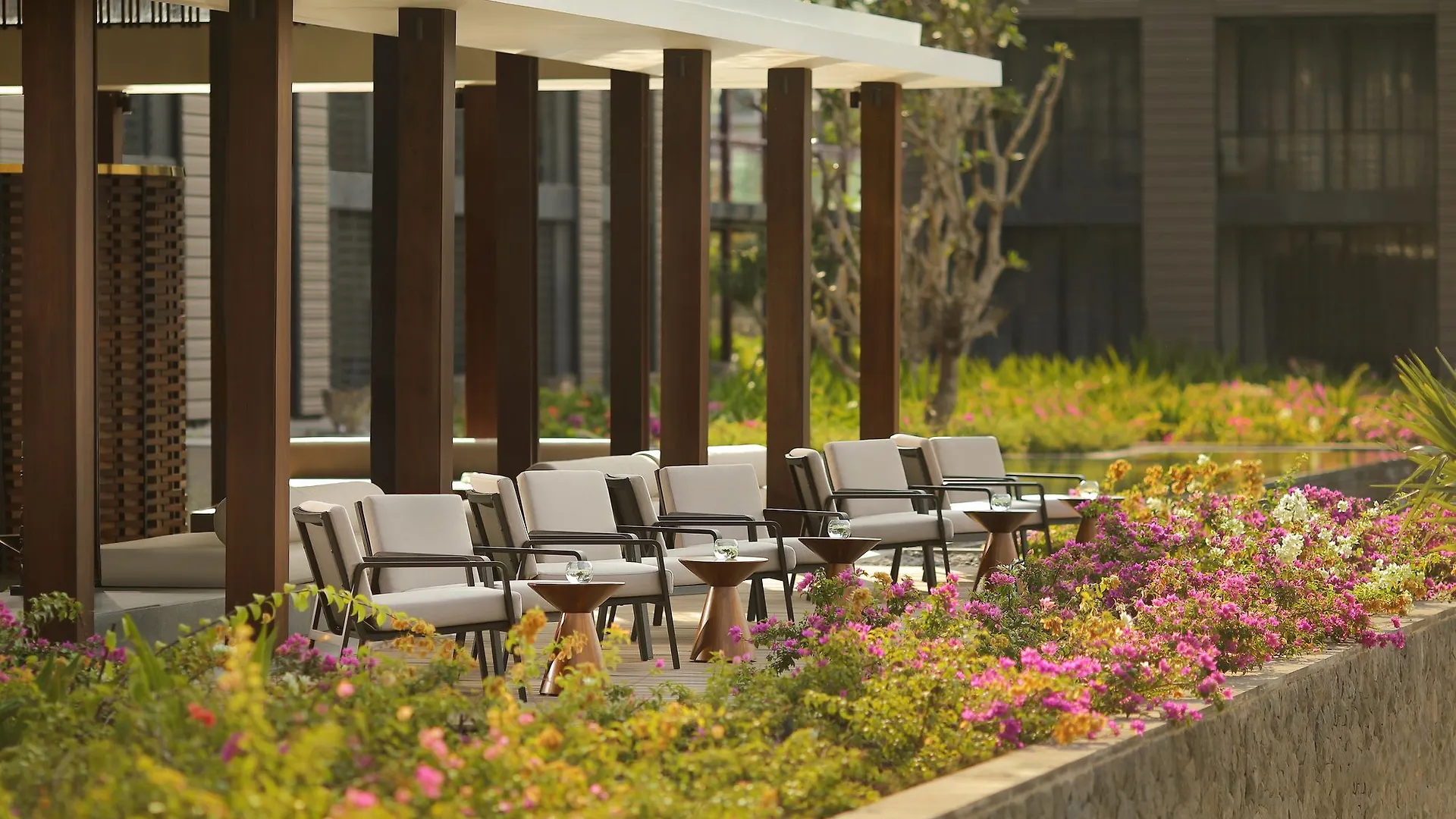 Отель Radisson Blu Bali Uluwatu